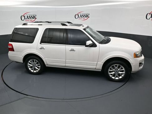 Used 2017 Ford Expedition Limited w/ Equipment Group 301A image 22