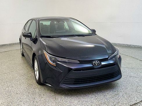 Used 2024 Toyota Corolla LE FWD image 8