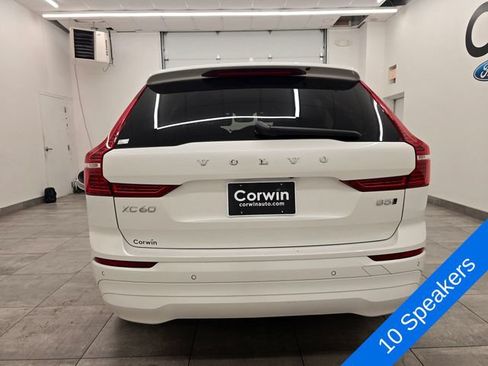 Used 2022 Volvo XC60 B5 Momentum AWD/4WD image 4