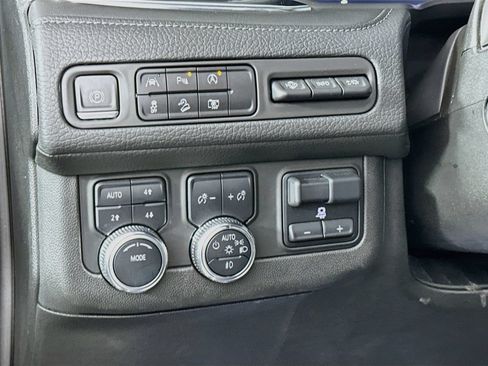 Used 2023 GMC Yukon Denali w/ Max Trailering Package AWD/4WD image 11