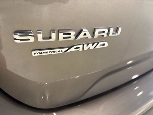 Used 2024 Subaru Forester Premium AWD/4WD image 34