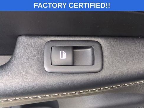 Certified 2017 Jeep Grand Cherokee Limited w/ Trailer Tow Group IV image 34