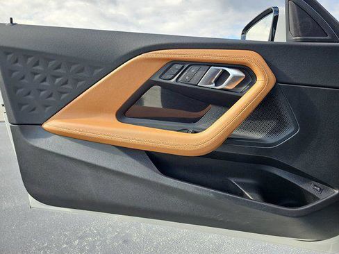 Used 2025 BMW 230i Coupe w/ M Sport Package image 26