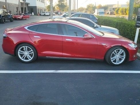 Used 2016 Tesla Model S 60 image 4