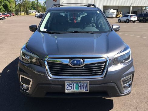 Used 2021 Subaru Forester Limited AWD/4WD image 9