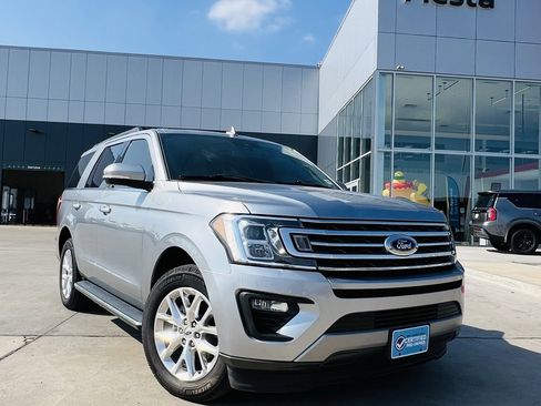 Used 2021 Ford Expedition XLT image 1