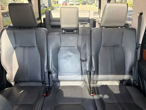 Used 2014 Land Rover LR4 HSE AWD/4WD image 9
