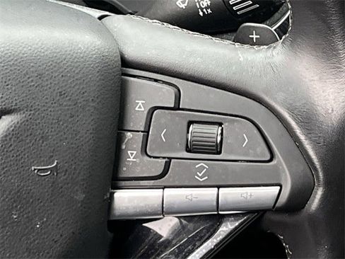 Used 2023 Cadillac XT6 Premium Luxury w/ Technology Package image 15