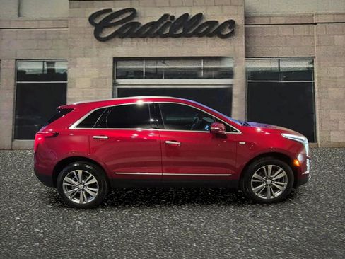 Certified 2024 Cadillac XT5 Premium Luxury AWD/4WD image 6
