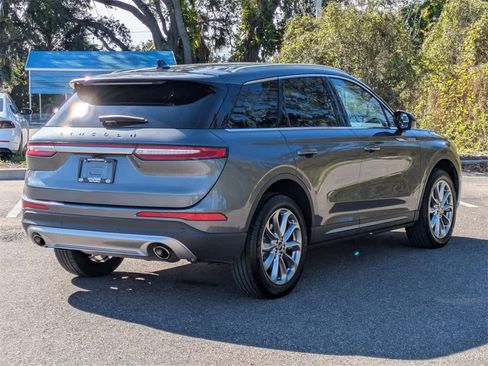 Used 2022 Lincoln Corsair FWD w/ Premium Package image 5