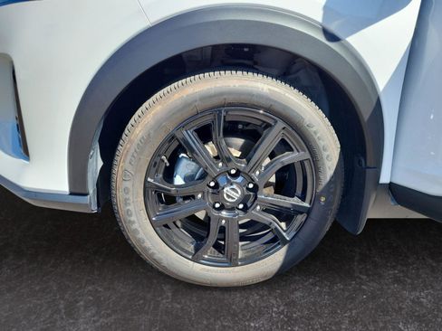 Used 2021 Nissan Kicks SR FWD image 15