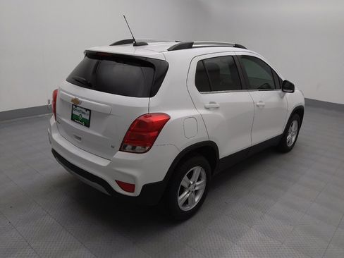 Used 2020 Chevrolet Trax LT image 9
