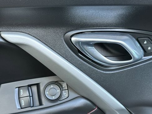 Used 2018 Chevrolet Camaro SS image 12