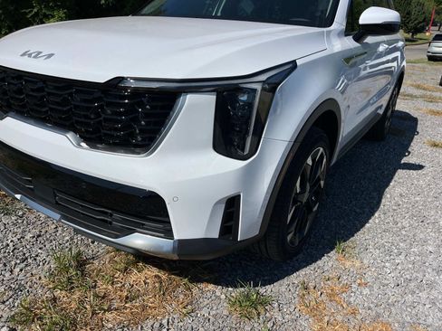 New 2026 Kia Sorento EX AWD/4WD image 9