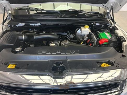 Used 2020 RAM 1500 Big Horn AWD/4WD image 9