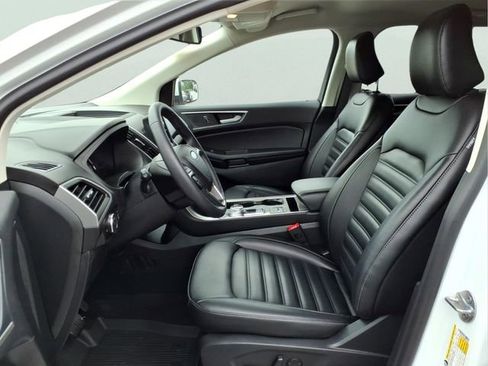 Certified 2024 Ford Edge SEL w/ Convenience Package AWD/4WD image 16
