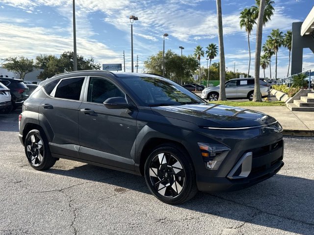 Used 2024 Hyundai Kona SEL FWD image 1