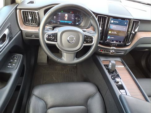 Used 2023 Volvo XC60 B5 Plus w/ Climate Package image 13
