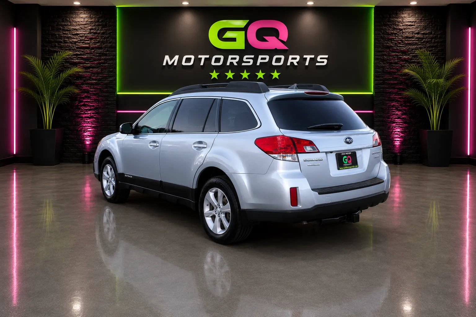 Used 2013 Subaru Outback 3.6R Limited w/ Moonroof Pkg AWD/4WD image 5