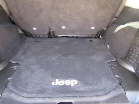 Used 2012 Jeep Wrangler Unlimited Sport AWD/4WD image 18