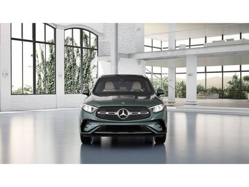 New 2027 Mercedes-Benz GLC 300 4MATIC image 7