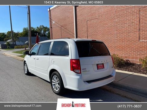Used 2016 Dodge Grand Caravan SXT w/ Rear Park Assist Package FWD image 3