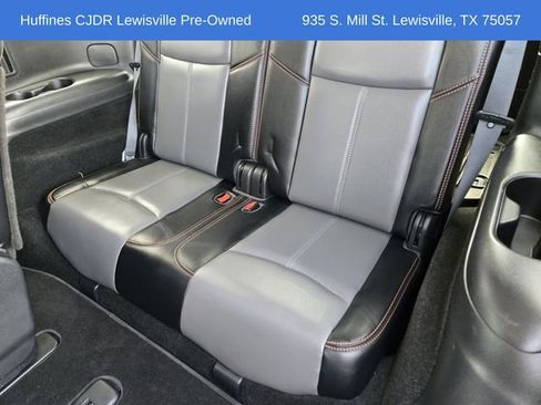 Used 2019 Nissan Pathfinder SL image 33