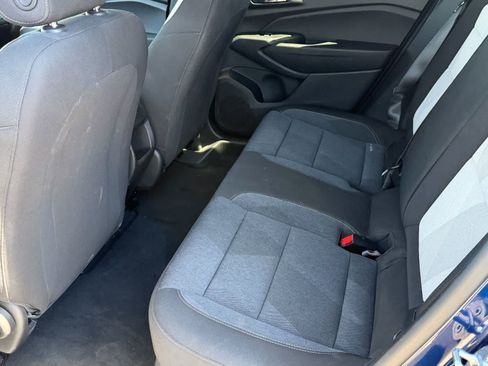 Used 2024 Chevrolet Trax LS w/ LS Convenience Package FWD image 7