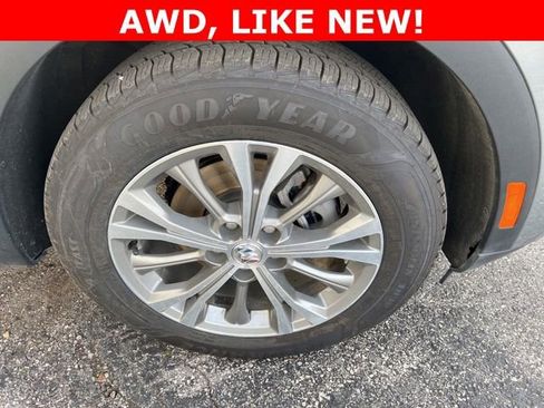 Used 2023 Buick Envision Preferred image 23