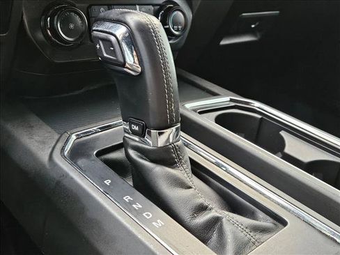 Used 2018 Ford F150 XLT w/ Equipment Group 302A Luxury RWD image 10