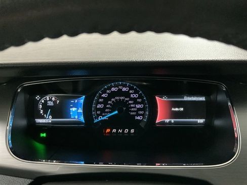 Used 2018 Ford Taurus SEL w/ Equipment Group 201A AWD/4WD image 23