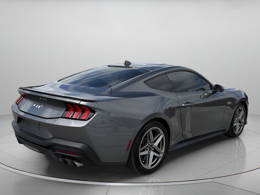 Used 2026 Ford Mustang GT RWD image 3
