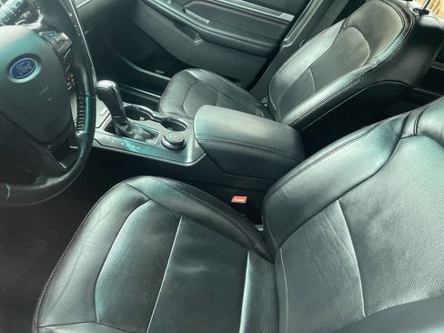 Used 2016 Ford Explorer Sport w/ Equipment Group 401A AWD/4WD image 3