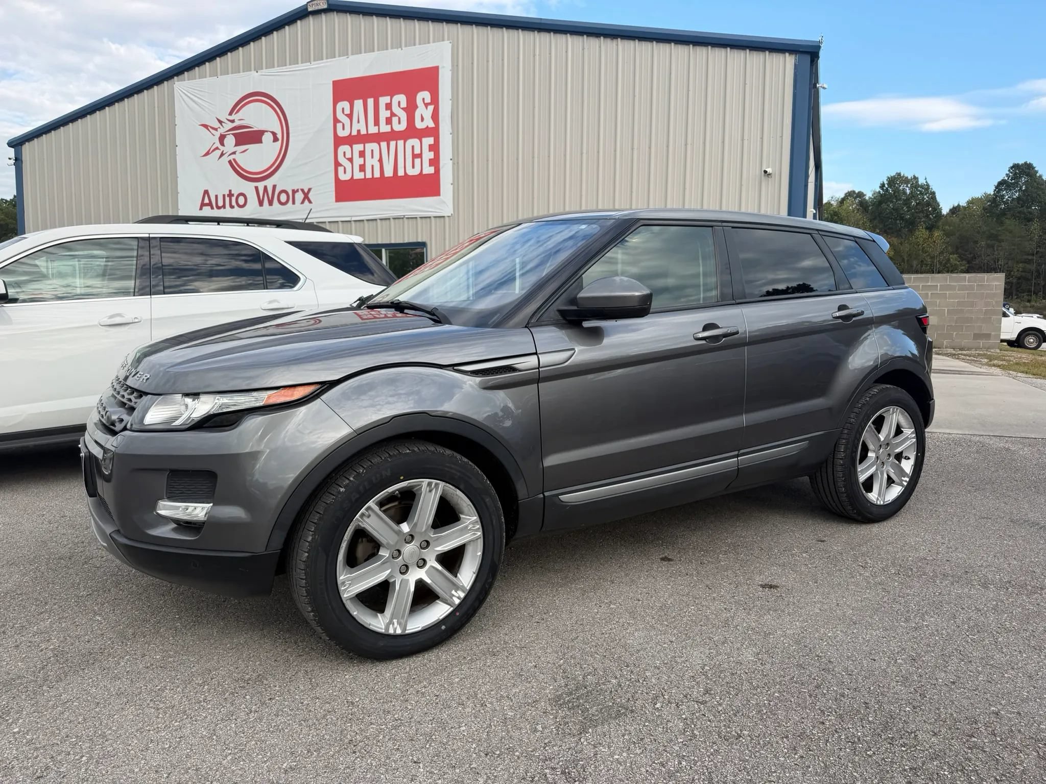 Used 2015 Land Rover Range Rover Evoque Pure Plus AWD/4WD image 3