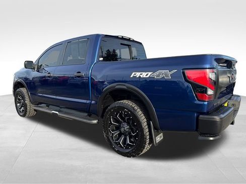 Used 2021 Nissan Titan PRO-4X w/ Pro-4x Convenience Package image 8
