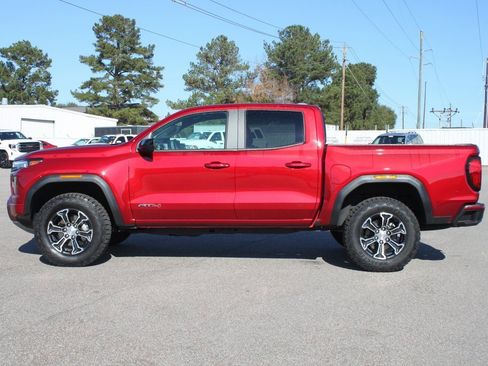 Used 2024 GMC Canyon AT4 w/ Canyon Safety Plus Package image 4