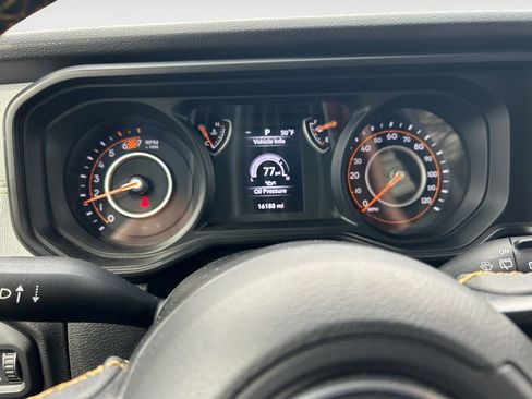 Used 2024 Jeep Wrangler Sport S image 17