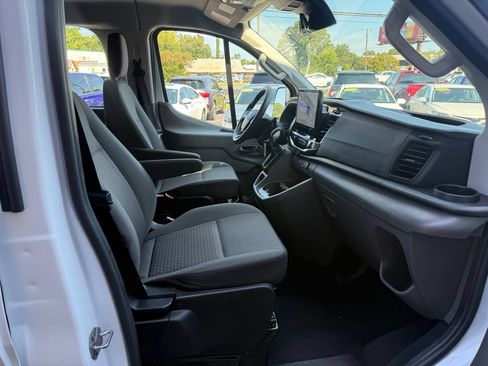 Used 2024 Ford Transit 350 XLT RWD image 18