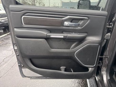 Used 2023 RAM 1500 Laramie AWD/4WD image 18