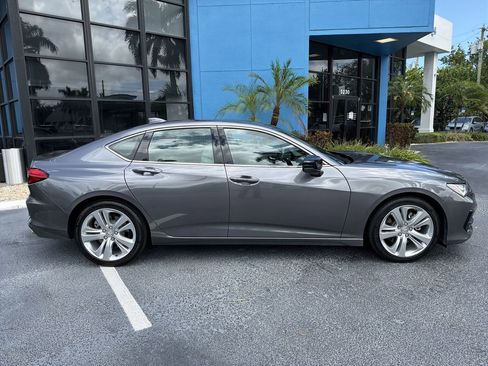 Used 2023 Acura TLX w/ Technology Package FWD image 9