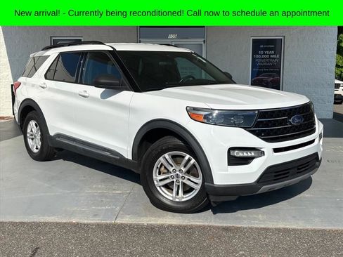 Used 2020 Ford Explorer XLT w/ Equipment Group 202A RWD image 1