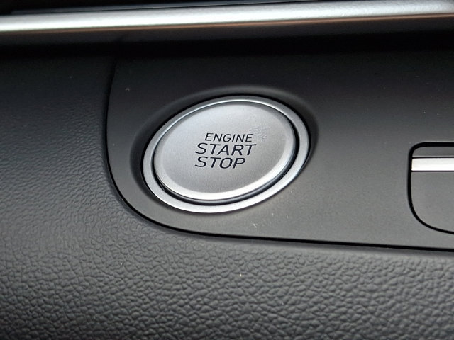 Certified 2023 Hyundai Elantra Limited FWD image 27