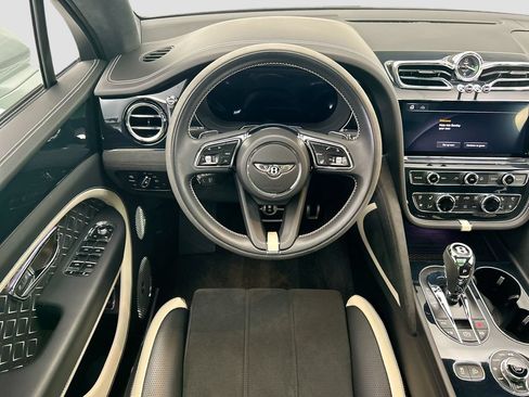 Used 2023 Bentley Bentayga Speed AWD/4WD image 10