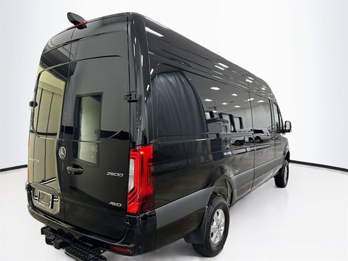 New 2025 Mercedes-Benz Sprinter 2500 image 8