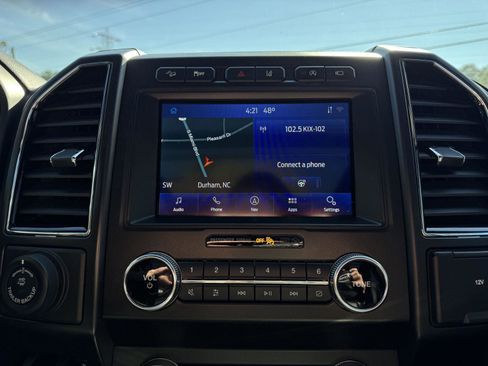 Used 2021 Ford Expedition Max Limited image 25