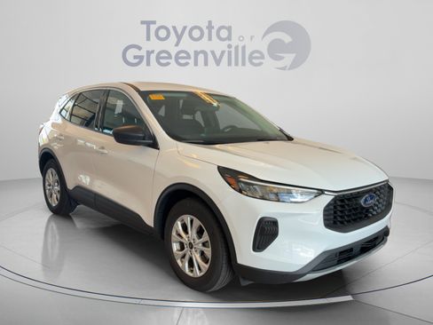 Used 2024 Ford Escape Active w/ Cold Weather Package FWD image 8