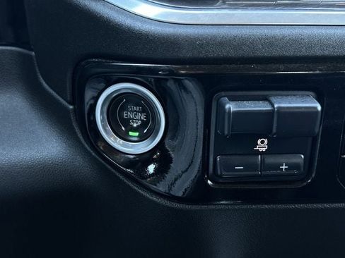 Used 2023 Chevrolet Silverado 1500 LTZ w/ LTZ Convenience Package II image 18