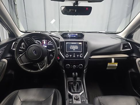 Used 2023 Subaru Forester Limited image 15
