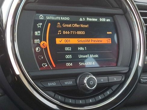 Used 2019 MINI Cooper Clubman ALL4 image 15