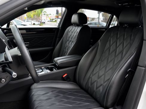 Used 2016 Bentley Flying Spur V8 AWD/4WD image 12